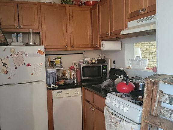 2nd image of 2854-58 N Mildred Avenue Gdn #2854