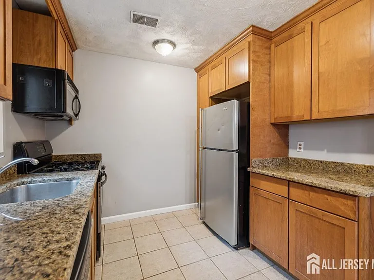 92 Paul Robeson Blvd — Photo 5