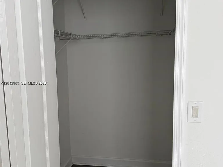 1656 SE 29th Ct #100 — Photo 14