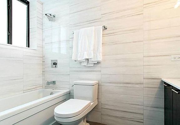 3rd image of 247 E 28th St APT 2F