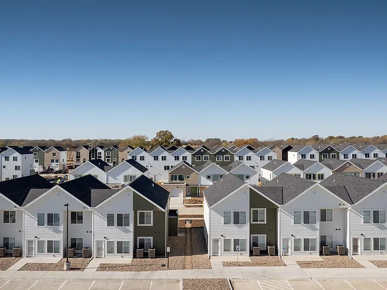 Foxtail Meadows - South — Photo 1