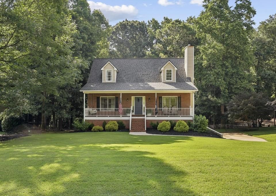1st image of 2055 Ivy Ln