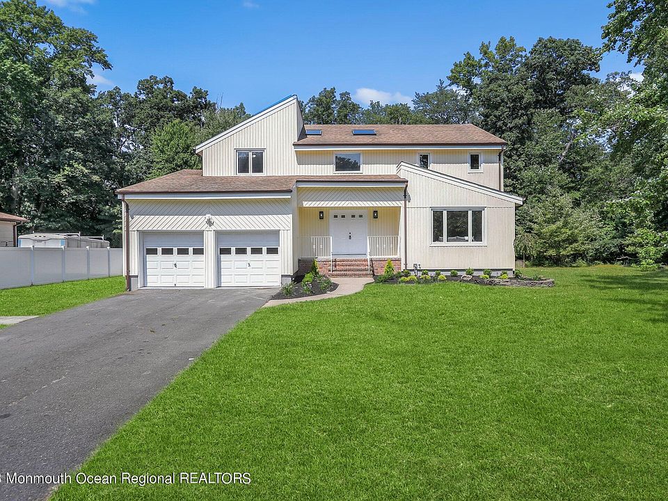 2 Thomas Drive Manalapan Nj 07726 Zillow 