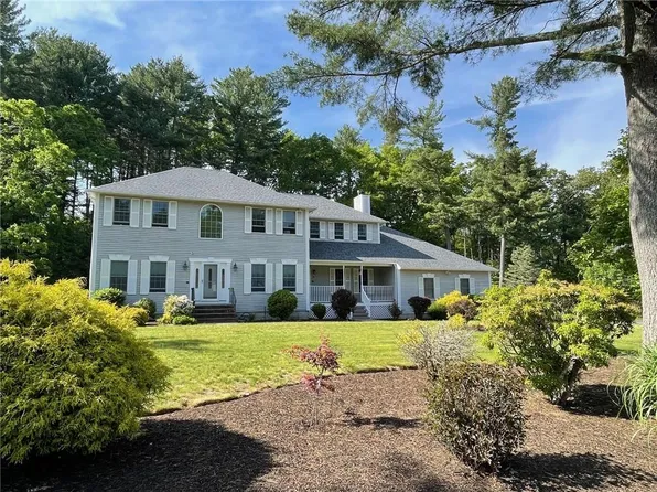 95 River Farm Dr, East Greenwich, RI 02818