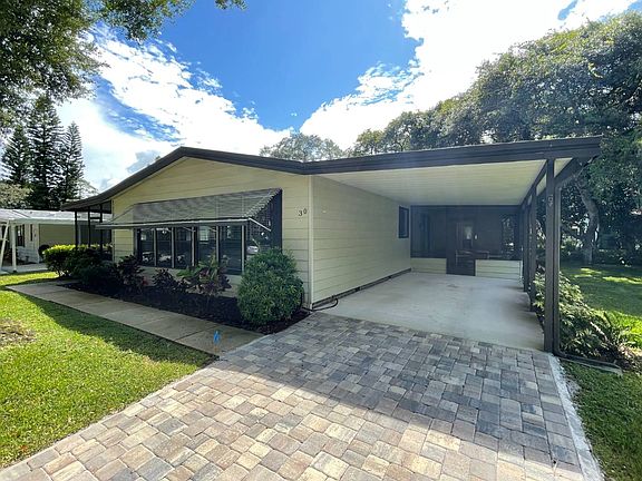 4th image of 30 Glen Falls Dr