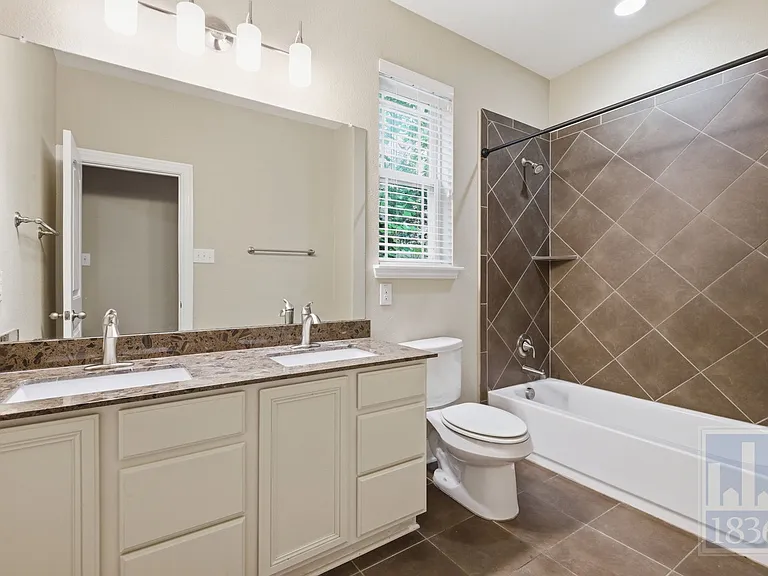 4906 Madrid Dr #T2 — Photo 17