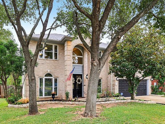 2nd image of 1108 Dalea Blf