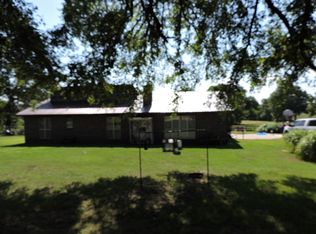 2233 City Lake Rd, Waldron, AR 72958