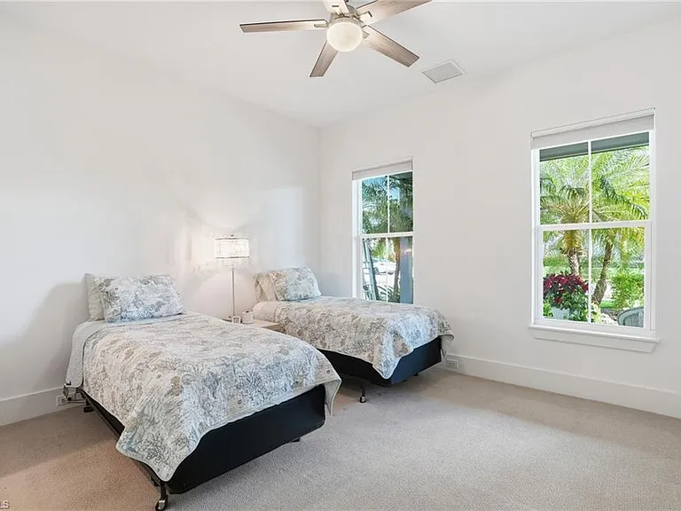 14831 Dockside Ln — Photo 18