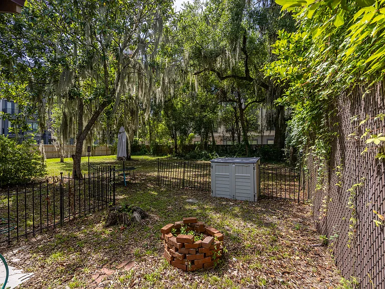 1113 NW 5th Ave — Photo 28