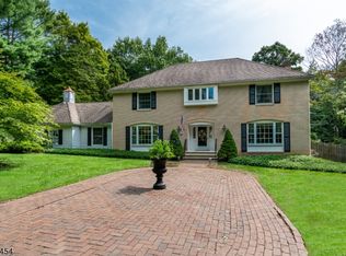 21 Evans Farm Rd, Morristown, NJ 07960