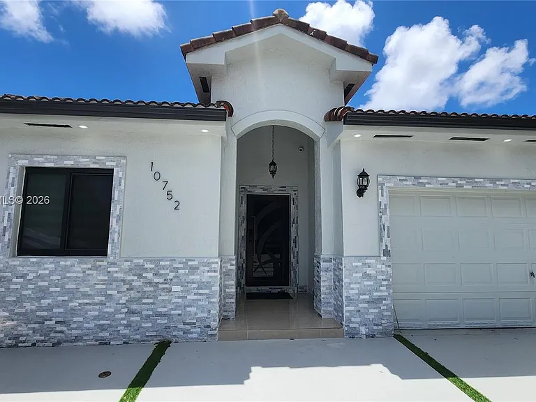 10752 SW 228th Ter — Photo 9