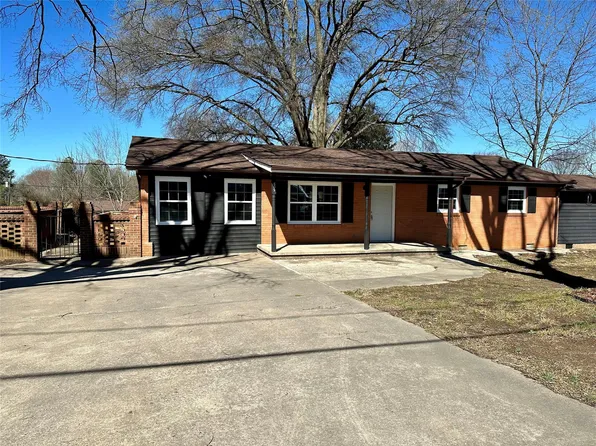 609 Falcon Cir, Shelby, NC 28150