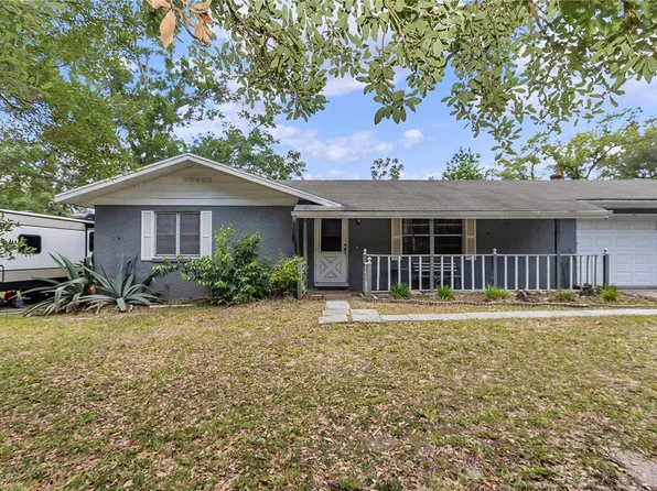 16738 SE 63rd Ln, Ocklawaha, FL 32179