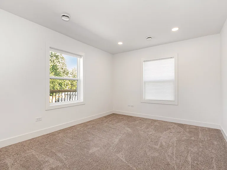 S Fryer St — Photo 7