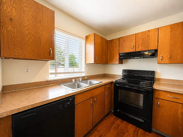 Pl T Washington Street 6-Plex (Glc-001-W) — Photo 6