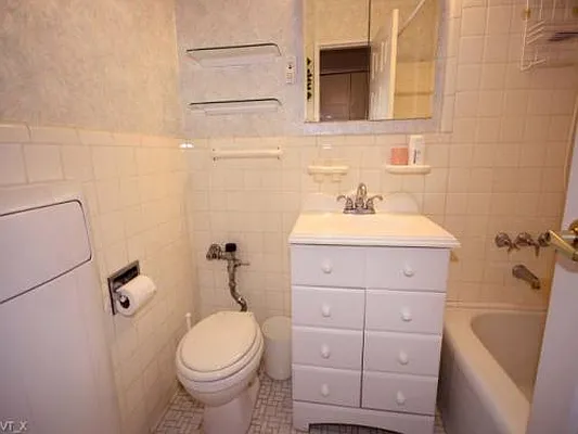 Sold by Fillmore | media 15