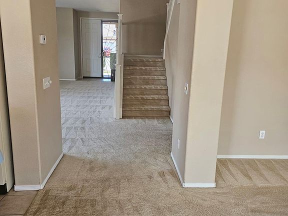 2nd image of 14201 Larkspur St
