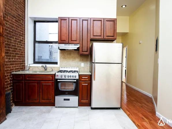 270 Irving Avenue image 19 of 23