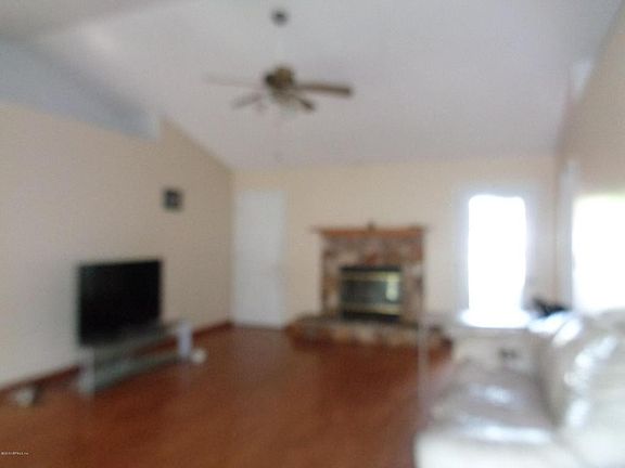 family room w/fireplace  cobblefield 005