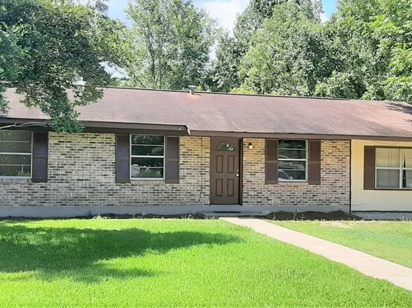 102 Sylvania St, Brewton, AL 36426