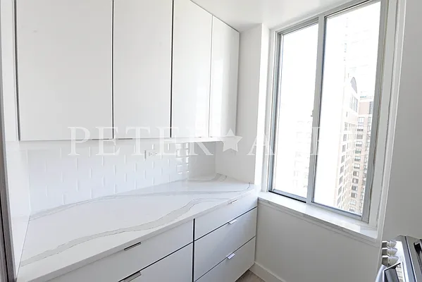 Rented by Peter Ashe | media 41