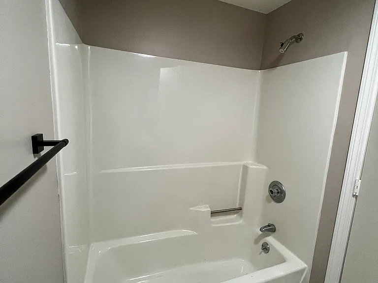 Basement full bath