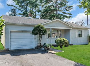 297 Westbrook Drive, Toms River, NJ 08757