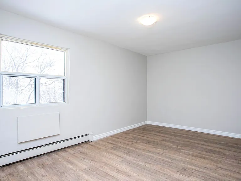 185 Berkshire Dr — Photo 8