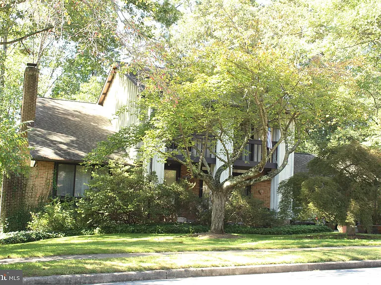 5414 Southport Ln — Photo 36