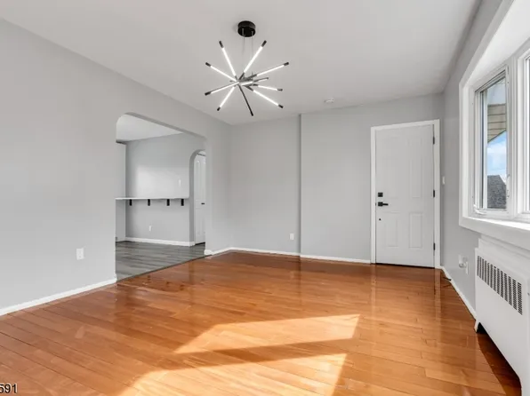 123 Prospect St, Roselle Boro, NJ 07203