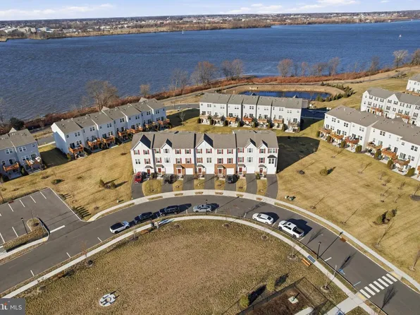 154 Helen Dr, Riverton, NJ 08077