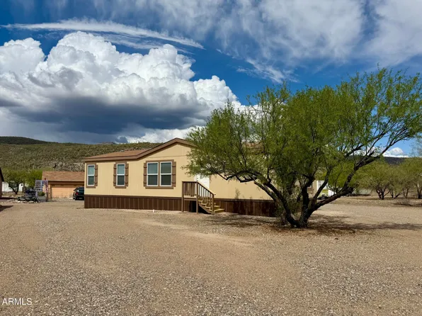 19020 E Slaton Road, Black Canyon City, AZ 85324