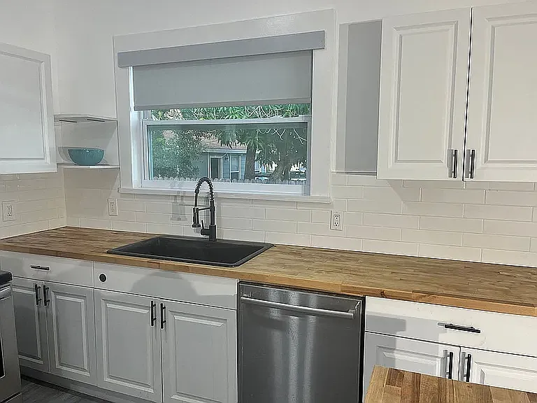 1024 E 19th Ave — Photo 2