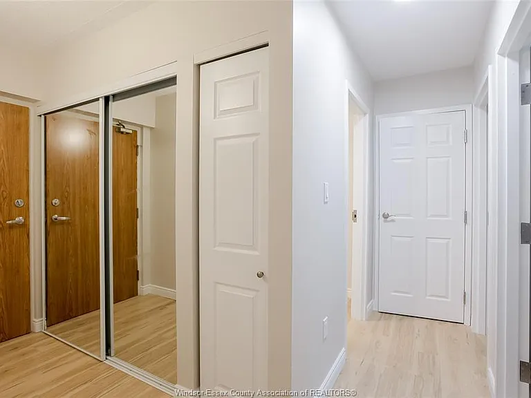 3355 Sandwich St #102 — Photo 16