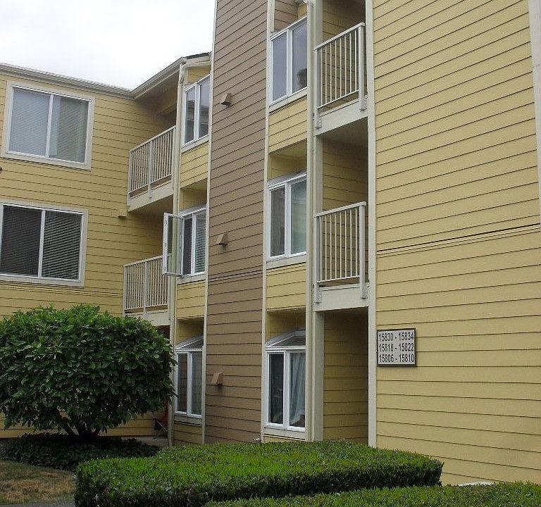 1st image of 15808 NE Leary Way
