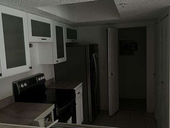 4th image of 5031 Wiles Road #202