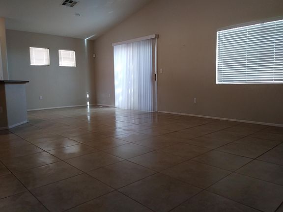 2nd image of 4740 Mountain Snow St