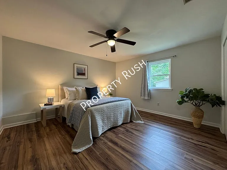 8740 Millard Lee Ln #8740 — Photo 13