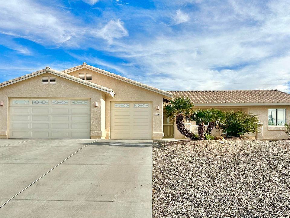 1st image of 2890 Yuma Dr