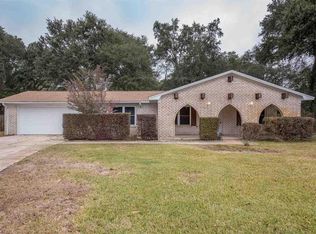 8152 Camelford Dr, Pensacola, FL 32506