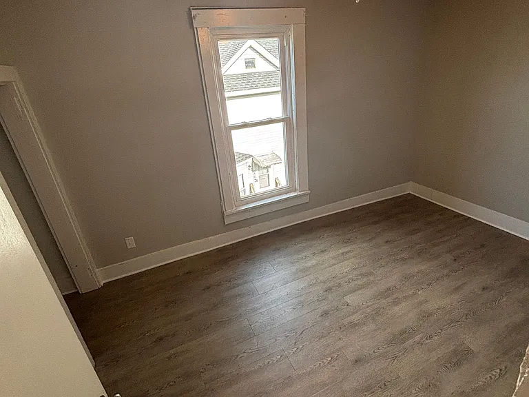 284 E 3rd St #284 — Photo 2