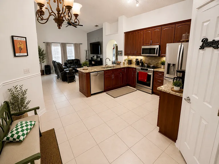 2503 Shelby Cir — Photo 3