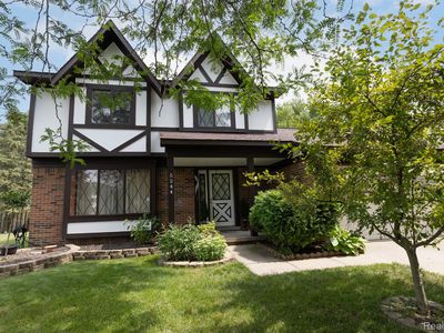 5244 Old Cove Rd, Clarkston, MI, 48346