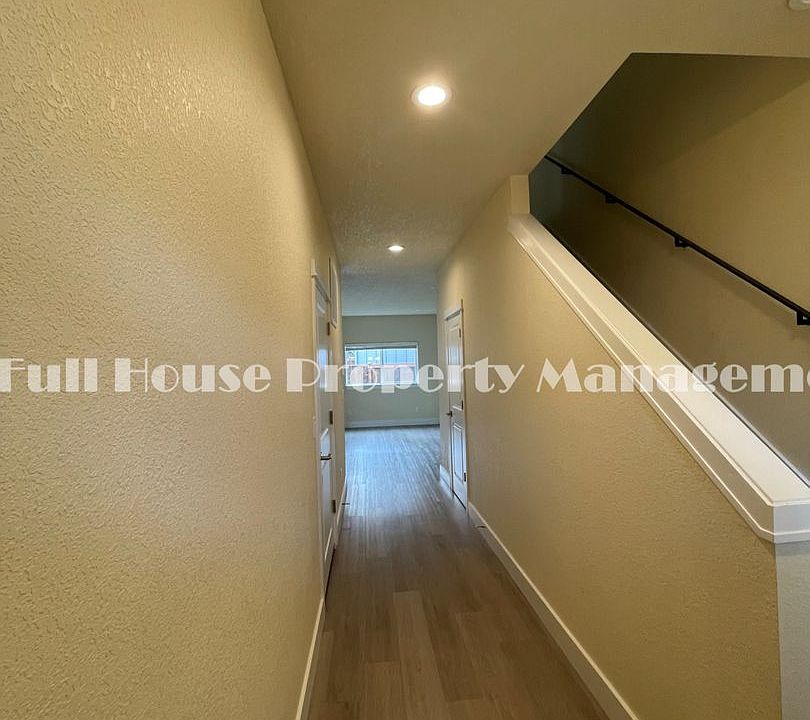 2587Justine Apartment Rentals Eugene, OR Zillow