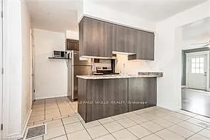 1027 Bernhardt St — Photo 11
