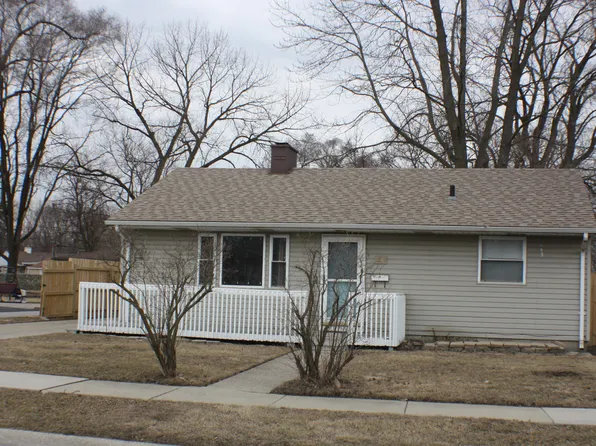 8138 Robertson Pl, Highland, IN 46322