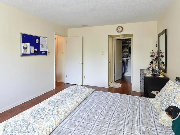 4 Wynwood Dr #14 — Photo 16