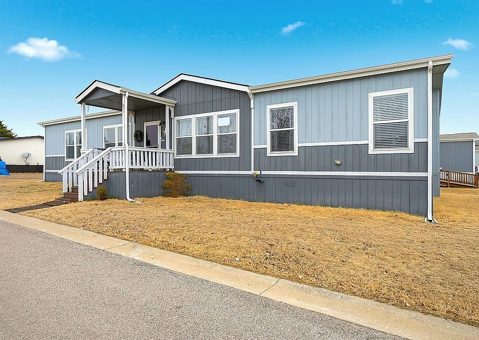1st image of 211 Cannon Ln
