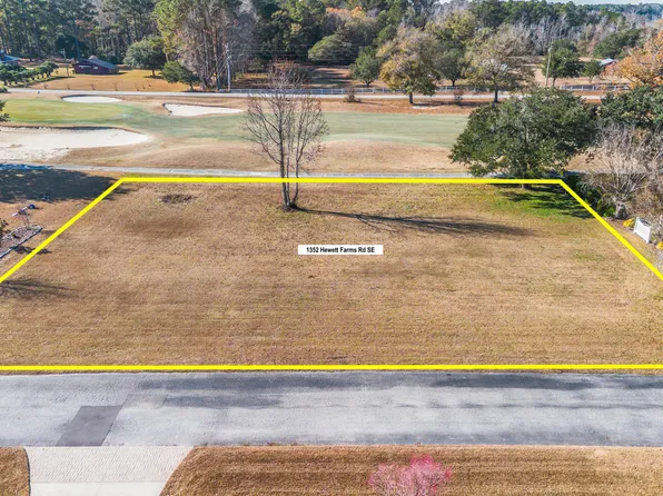 1352 Hewett Farms Road SW, Shallotte, NC 28470